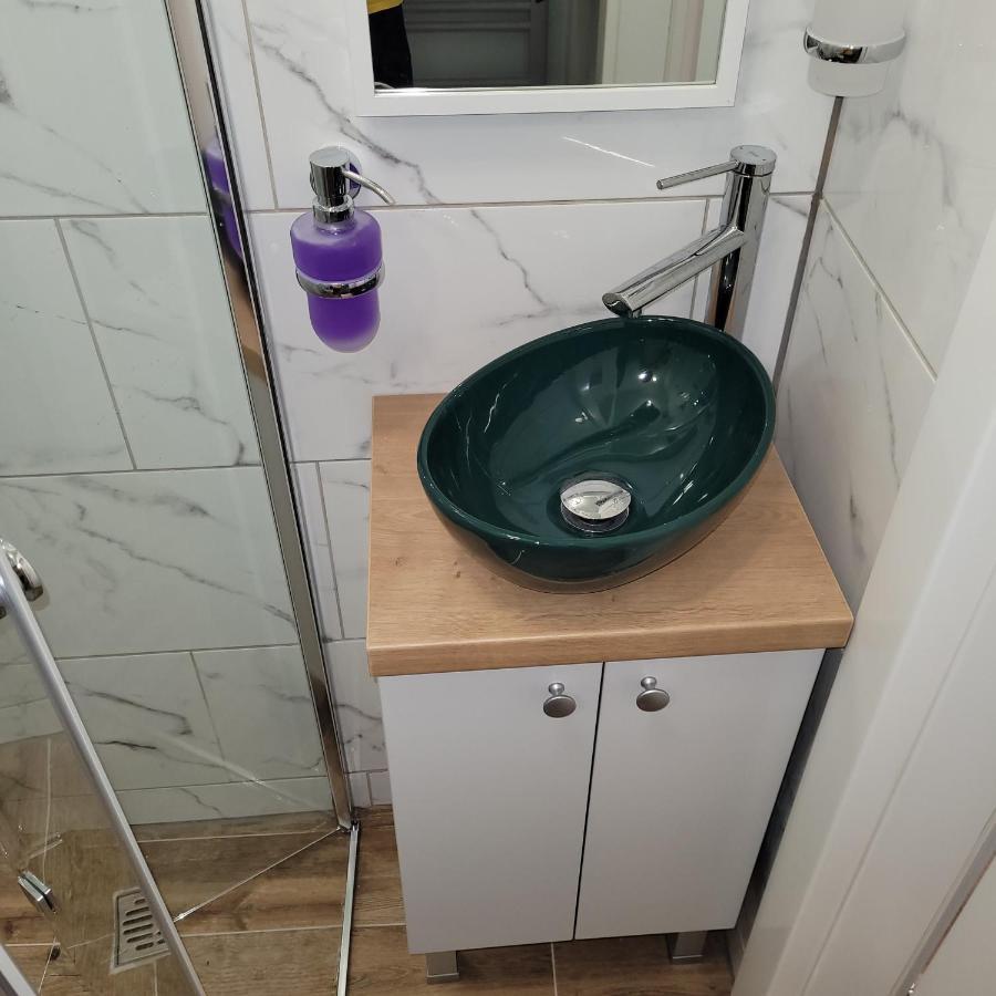 B8 - Spacious, Charming Apartment In Central シビウ エクステリア 写真
